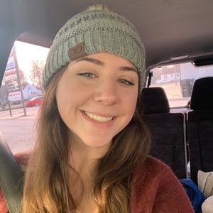 Meet your Posher, Bria